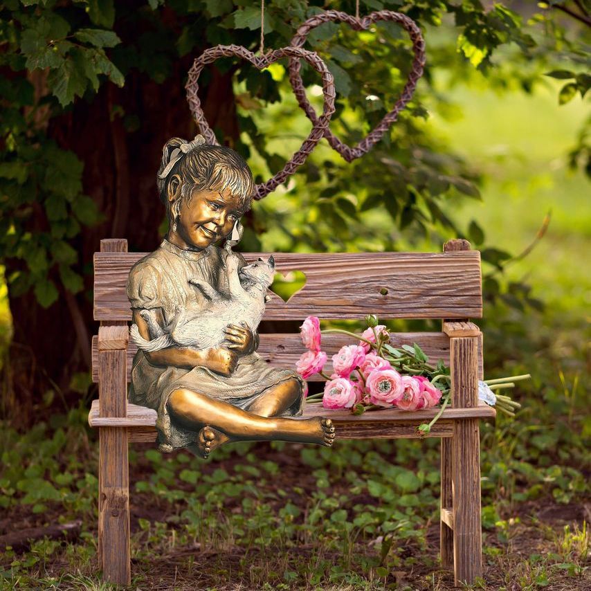 Bronzestatuen