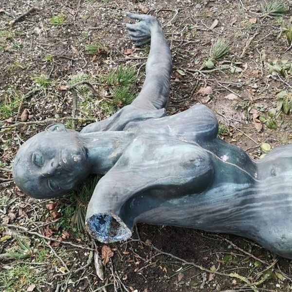 Restaurationen Bronzefiguren