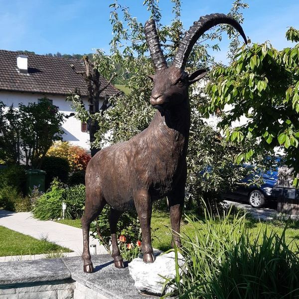 Bronzefiguren Patrick