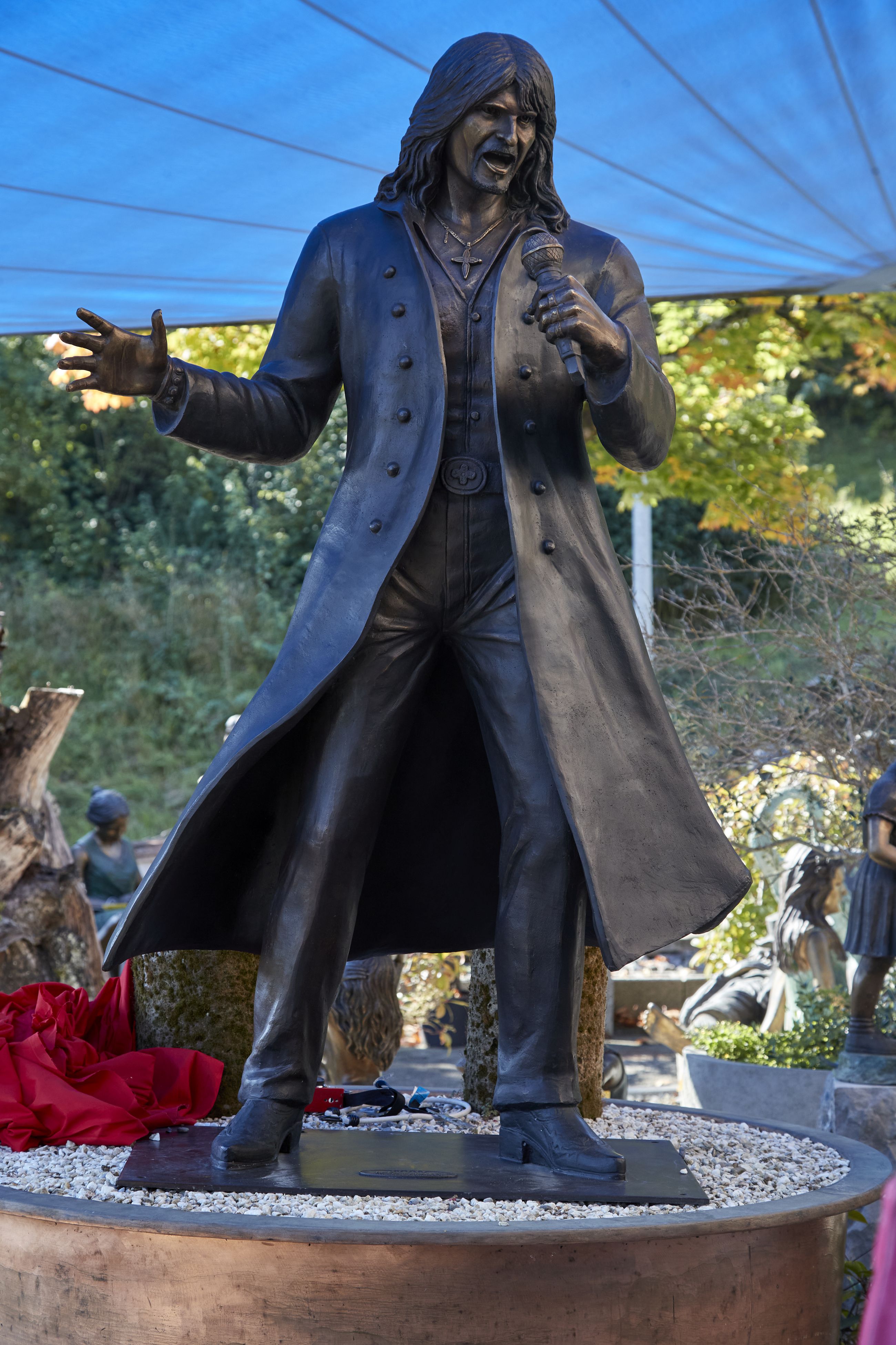 Statue Steve Lee