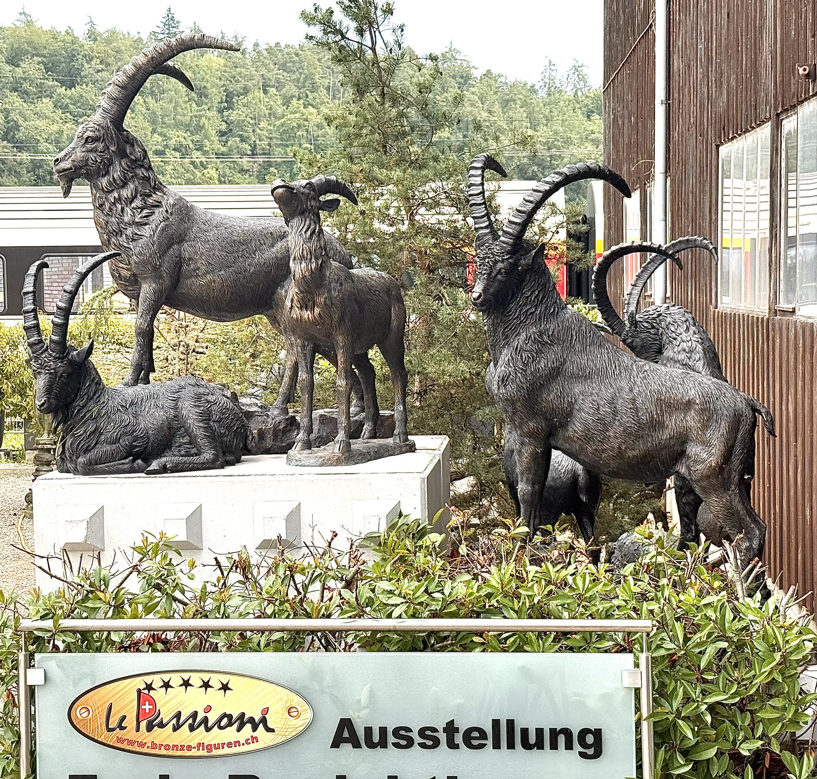 Bronzefiguren