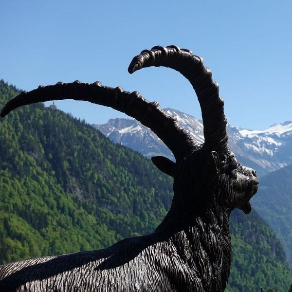 Interlaken Bronzefiguren