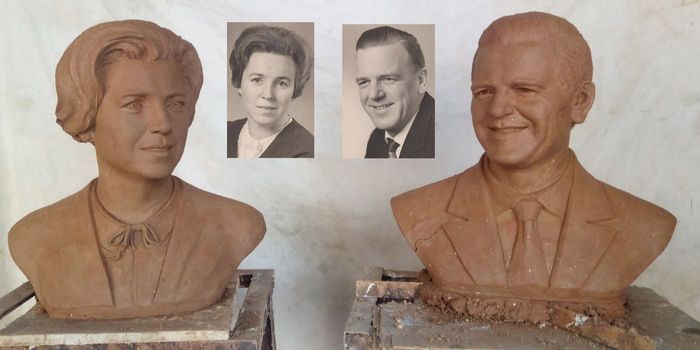 Büsten Mann und Frau Bronzefiguren