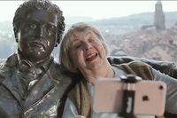 Bronzefiguren